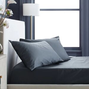 Quince - Luxury Organic Sateen Pillowcase Set (2 Pillow Cases)